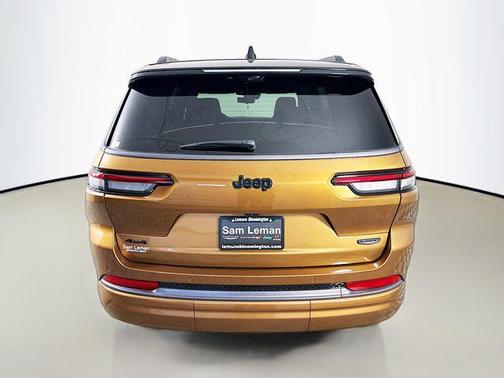 Copper Shino Metallic Clearcoat 2026 Jeep Grand Cherokee L Summit