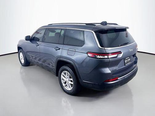 2022 Jeep Grand Cherokee L Laredo