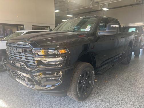 2026 RAM 2500 Big Horn Crew Cab 4x4 6'4' Box