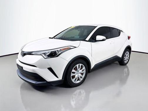 Blizzard Pearl 2019 Toyota C-HR LE