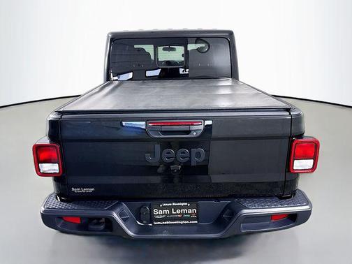2025 Jeep Gladiator Nighthawk