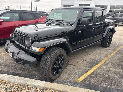 2025 Jeep Gladiator Nighthawk