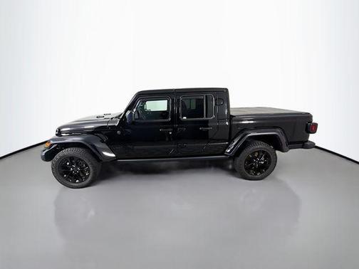 2025 Jeep Gladiator Nighthawk