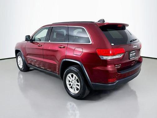 Velvet Red Pearlcoat 2018 Jeep Grand Cherokee Laredo
