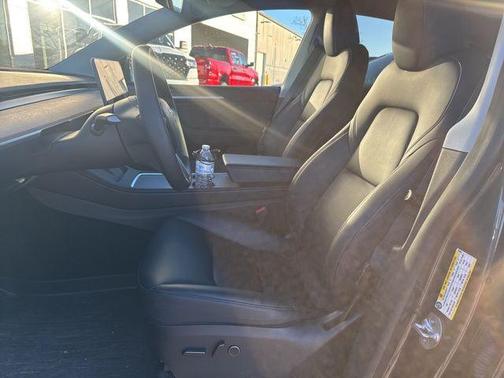 2024 Tesla Model Y Long Range Dual Motor All-Wheel Drive