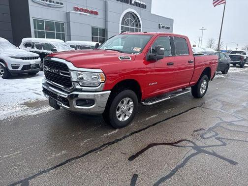 2024 RAM 2500 Big Horn Crew Cab 4x4 6'4' Box