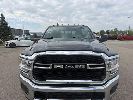 Granite Crystal Metallic Clearcoat 2024 RAM 2500 Tradesman Crew Cab 4x4 6'4' Box