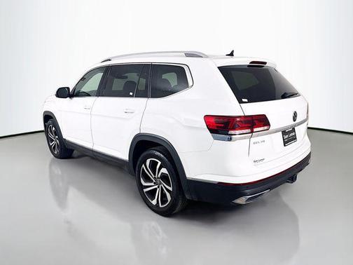 White 2021 Volkswagen Atlas 3.6L SEL Premium