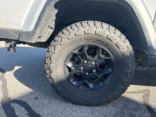 2023 Jeep Gladiator Willys 4x4