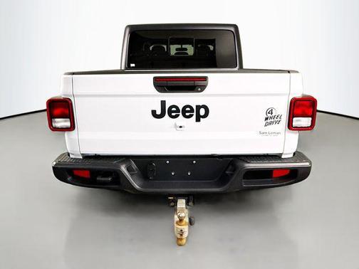2023 Jeep Gladiator Willys 4x4