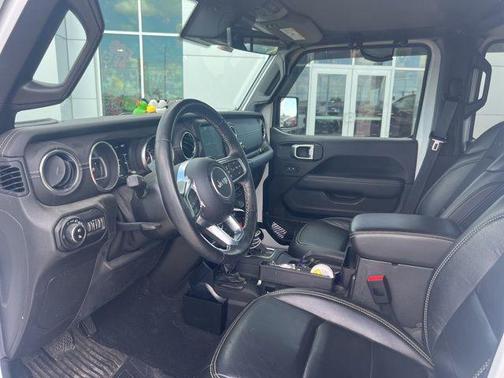 2020 Jeep Gladiator Overland