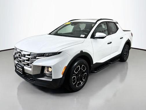 Ice White 2022 Hyundai SANTA CRUZ SEL