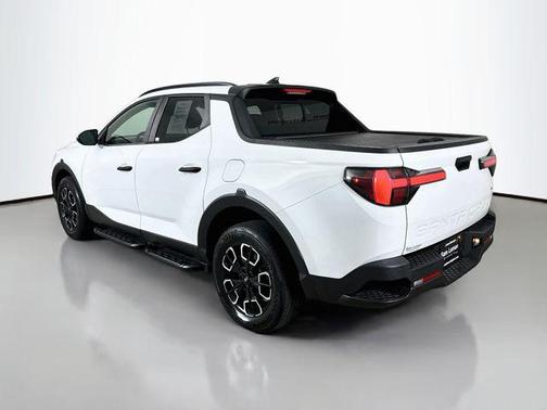 Ice White 2022 Hyundai SANTA CRUZ SEL