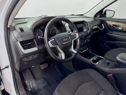 Summit White 2018 GMC Terrain SLE