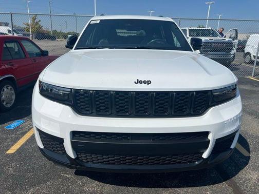2025 Jeep Grand Cherokee L Altitude