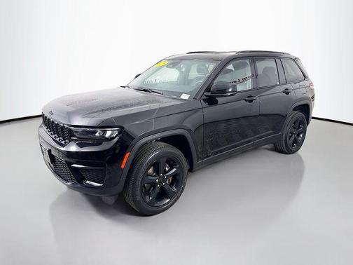 2023 Jeep Grand Cherokee Altitude