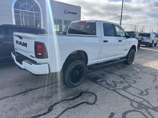 2025 RAM 2500 Big Horn Crew Cab 4x4 6'4' Box
