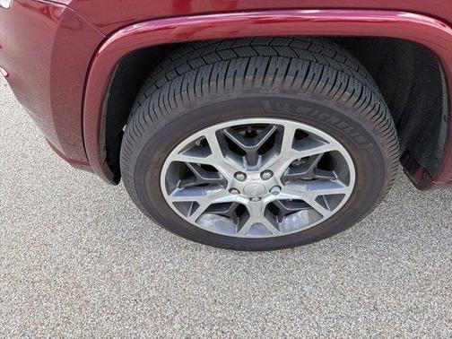 Velvet Red Pearlcoat 2020 Jeep Grand Cherokee Overland