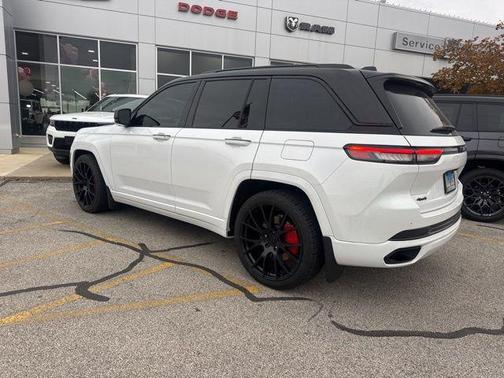 2022 Jeep Grand Cherokee Overland