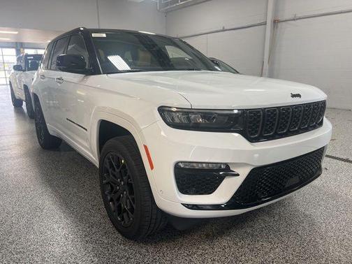 2025 Jeep Grand Cherokee Summit