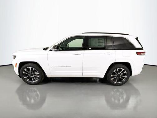 2025 Jeep Grand Cherokee Overland