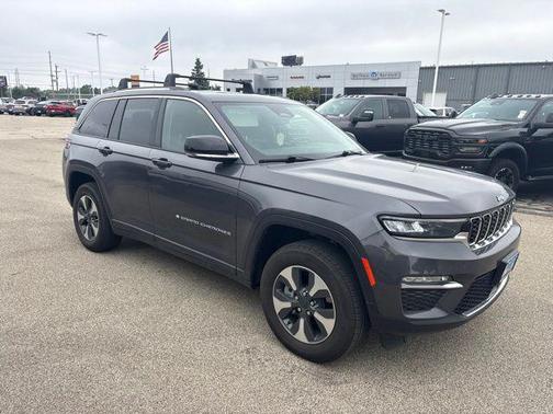 Baltic Gray Metallic Clearcoat 2022 Jeep Grand Cherokee 4xe Base