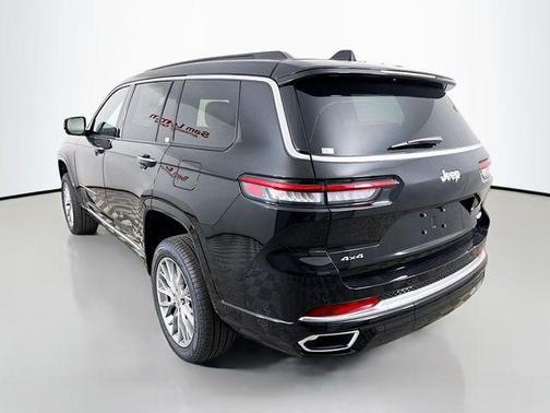 2025 Jeep Grand Cherokee L Summit