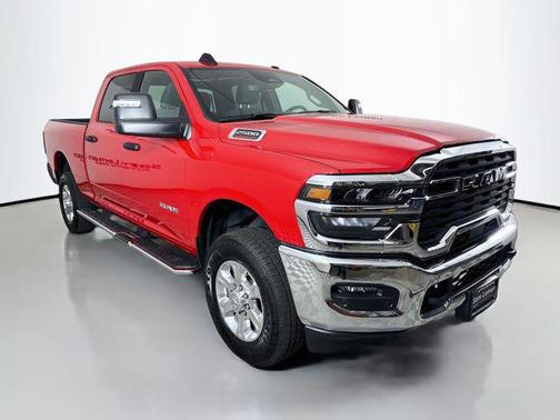 Flame Red Clearcoat 2026 RAM 2500 Big Horn Crew Cab 4x4 6'4' Box