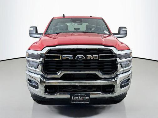 Flame Red Clearcoat 2026 RAM 2500 Big Horn Crew Cab 4x4 6'4' Box