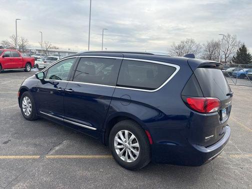 2018 Chrysler Pacifica Touring-L Plus