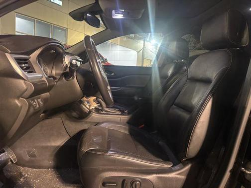 2017 GMC Acadia SLT-2