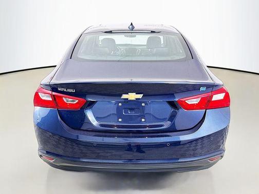 2017 Chevrolet Malibu Hybrid Base