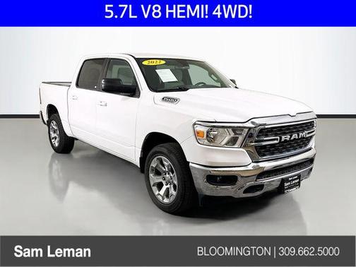 Bright White Clearcoat 2022 RAM 1500 Big Horn/Lone Star