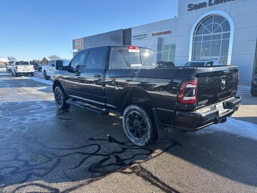 2023 RAM 2500 Laramie Crew Cab 4x4 6'4' Box