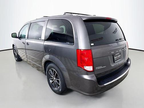 2016 Dodge Grand Caravan R/T