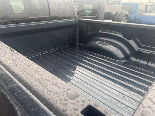 2026 RAM 1500 Warlock Crew Cab 4x4 5'7' Box