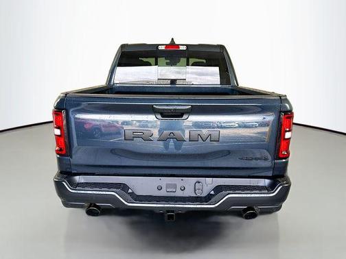 2026 RAM 1500 Warlock Crew Cab 4x4 5'7' Box