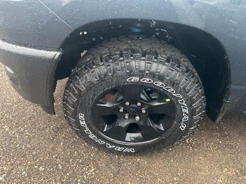 2026 RAM 1500 Warlock Crew Cab 4x4 5'7' Box