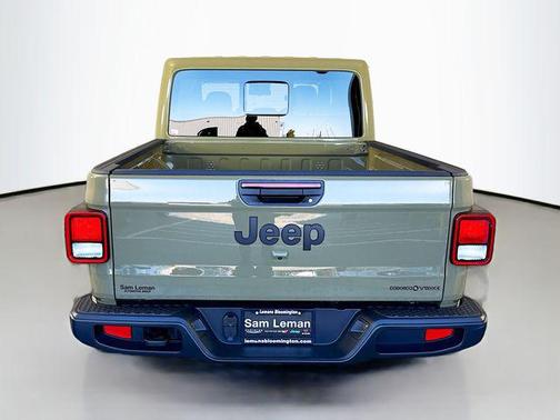 2025 Jeep Gladiator Sport