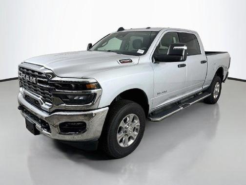 Silver Zynith 2026 RAM 2500 Big Horn Crew Cab 4x4 6'4' Box