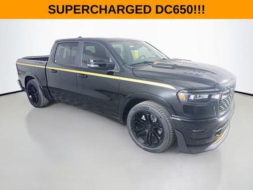Diamond Black Crystal Pearlcoat 2026 RAM 1500 Big Horn/Lone Star