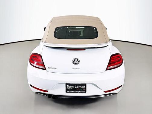 2018 Volkswagen Beetle 2.0T Coast