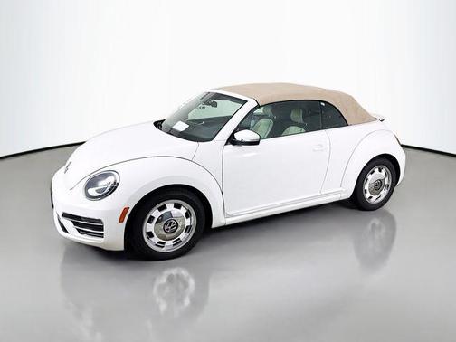 2018 Volkswagen Beetle 2.0T Coast