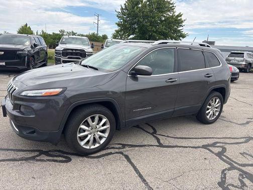 Granite Crystal Metallic Clearcoat 2015 Jeep Cherokee Limited
