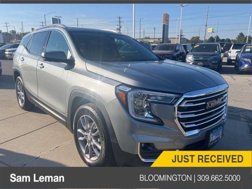 2024 GMC Terrain SLT