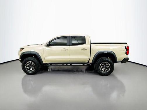 Sand Dune Metallic 2024 Chevrolet Colorado ZR2