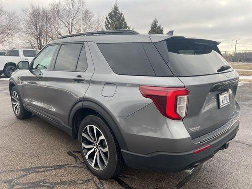2022 Ford Explorer ST-Line