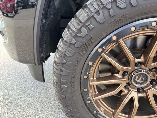 Diamond Black Crystal Pearlcoat 2025 RAM 1500 Big Horn/Lone Star