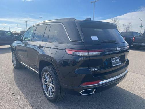 2025 Jeep Grand Cherokee Summit