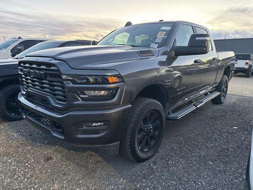 2025 RAM 2500 Big Horn Crew Cab 4x4 6'4' Box